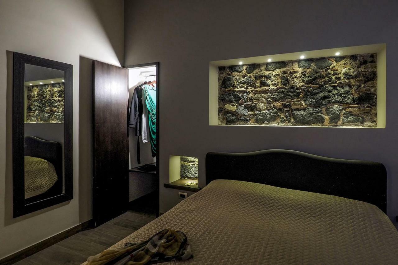 Relais Anfitheatro Bed & Breakfast Catania Exterior photo